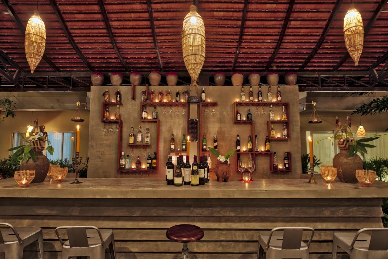 Mane Village Suites Siem Reap Exterior photo The bar at the Taj Mahal Palace