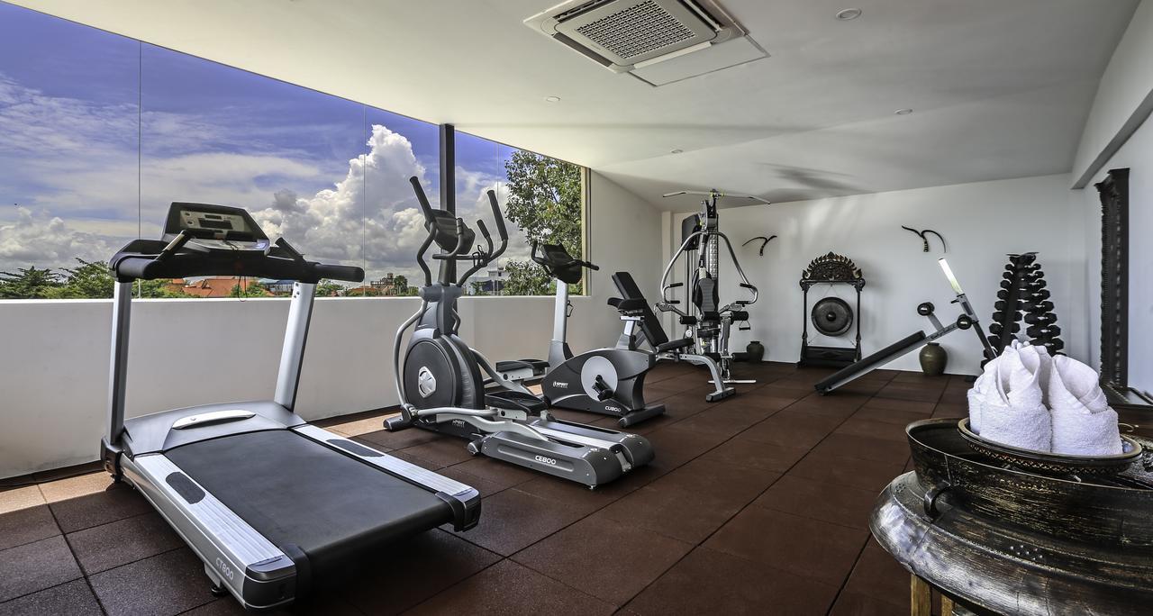 Mane Village Suites Siem Reap Exterior photo A gym in a hotel